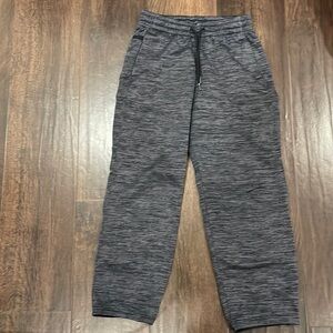 Boys Under Armour cold gear sweatpant